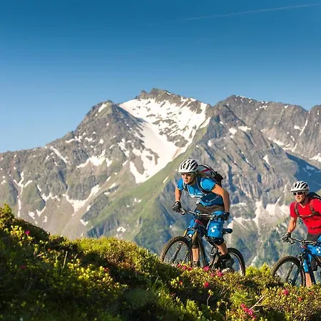 Апартаменти Zum Griena *