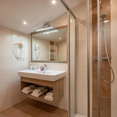 Zum Griena Апартаменти *