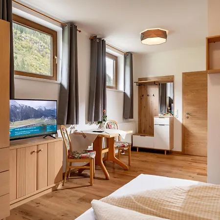 Zum Griena Апартаменти